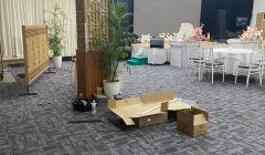 Thi công thảm sàn nhà hàng q12