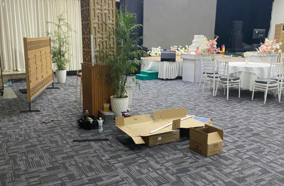 Thi công thảm sàn nhà hàng q12
